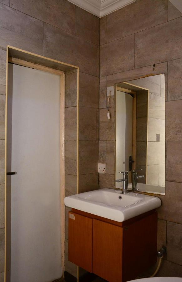 Connecting Lagos Suites Εξωτερικό φωτογραφία